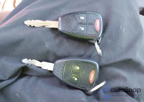 2005 Dodge Dakota Slt z USA, uszkodzony, nr VIN 1D7HW48N05S250364